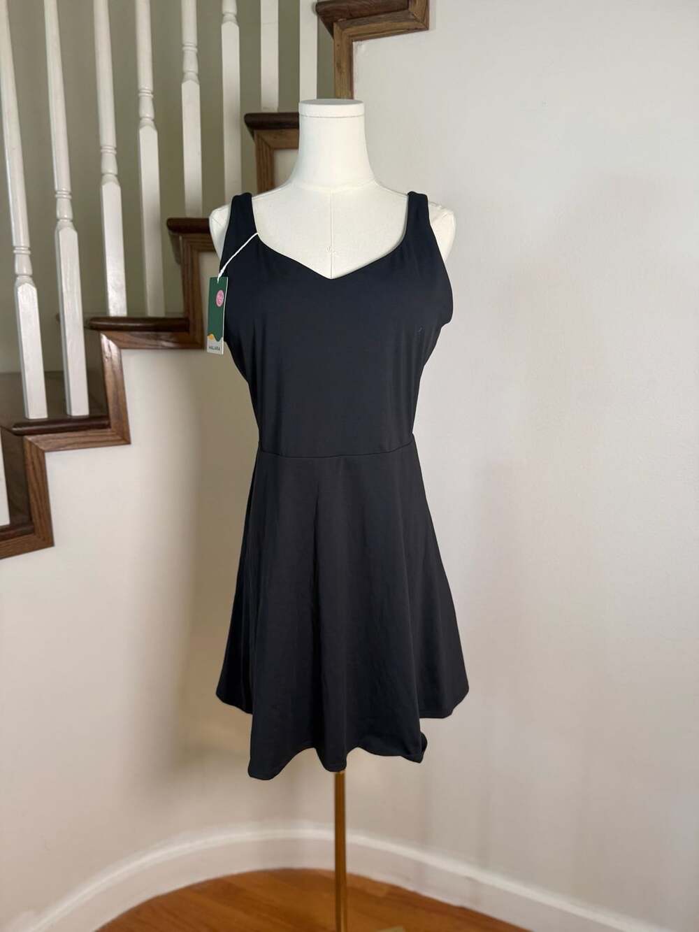 Halara Backless Twisted Cut Out 2-in-1 Pocket Flare Tennis Size XL Black